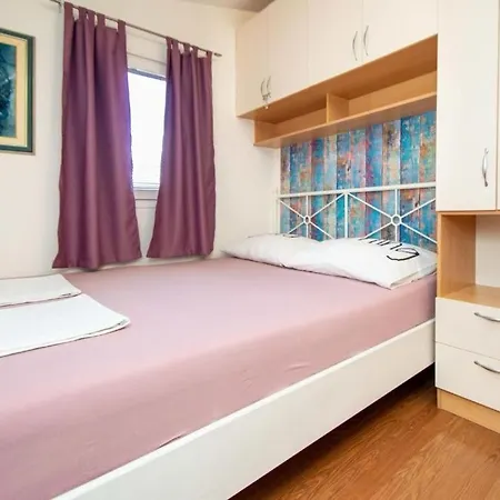 Holiday home Ivana Srima