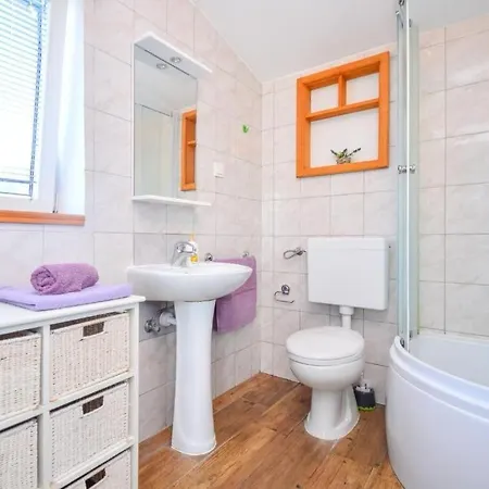 Holiday home Ivana